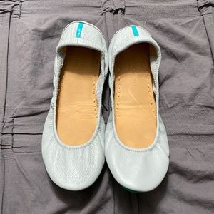 Tieks Grey size 11. Great condition. I do not have the box. Shoes only.